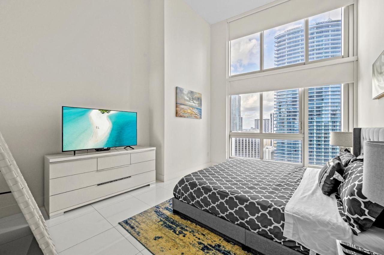 Icon Brickell Residences Miami Exterior photo