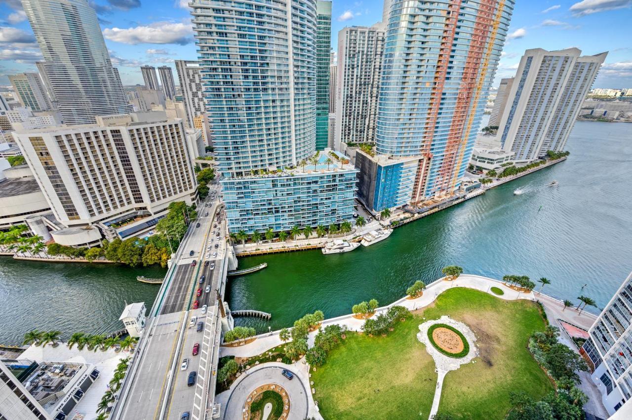 Icon Brickell Residences Miami Exterior photo