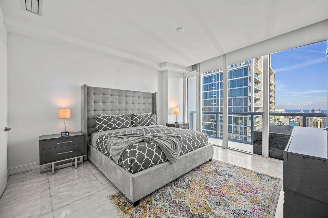 Icon Brickell Residences Miami Exterior photo